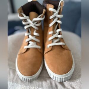 Timberland Skyla Bay 6-inch boots wheat nubuck  SZ 9 women’s